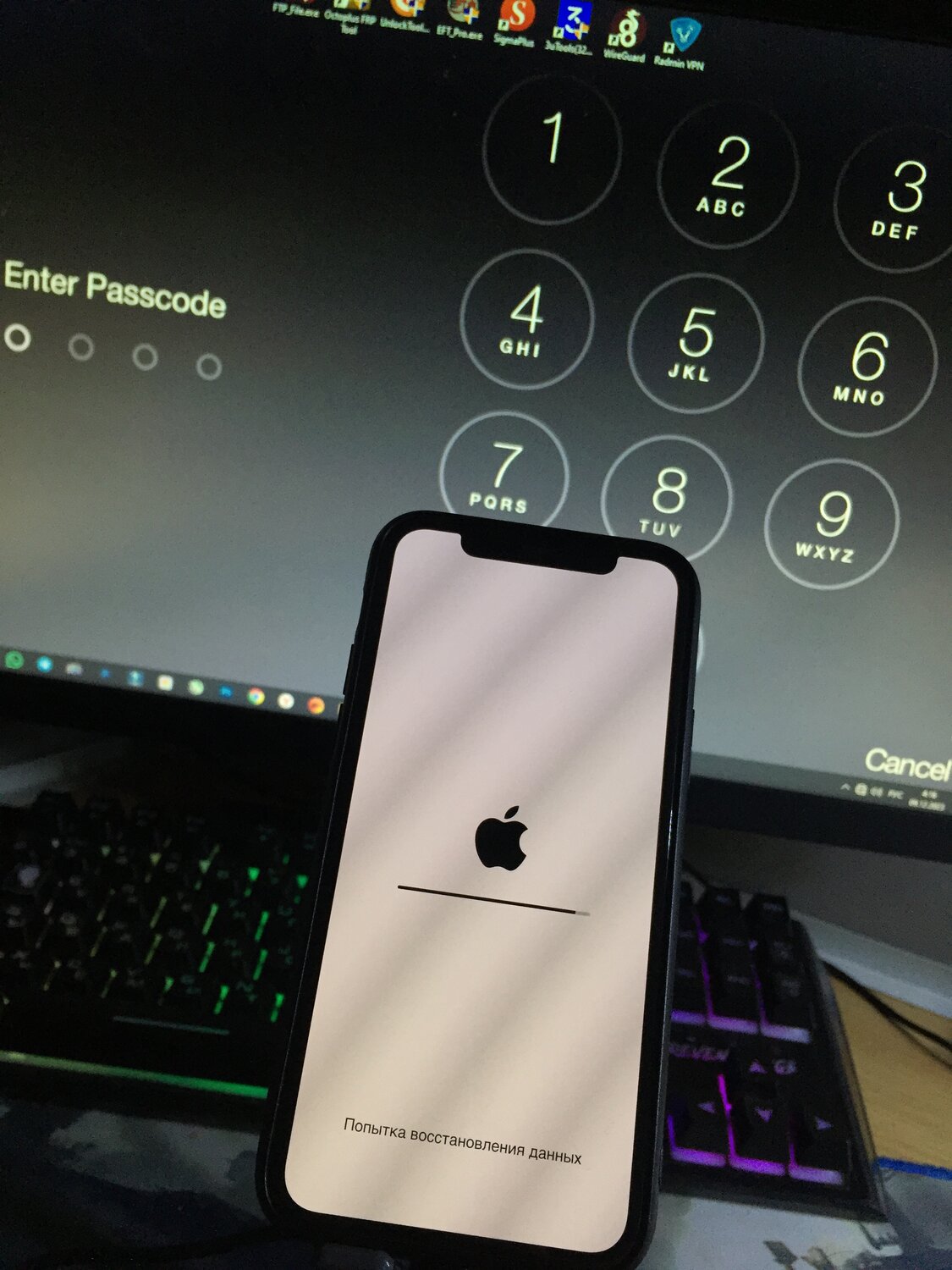 на айфоне, разблокировка айфона, попытка восстановления данных iphone, айфон айфон, айфон пароль