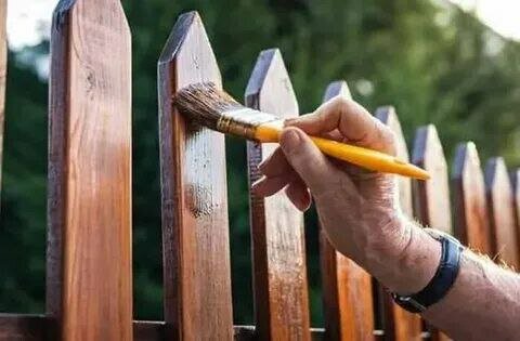 покраска забора, краска для деревянного забора, крашенный деревянный забор, деревянные забор, забор