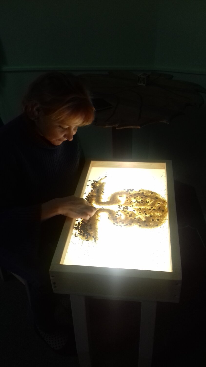 световой стол для рисования песком, рисование песком, песочная анимация, рисование песком для детей, техника рисования песком