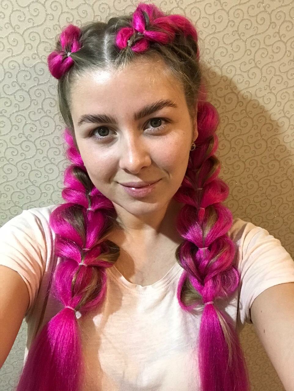 девушка, канекалон косички на резинке, плетение кос, женщина, косичка