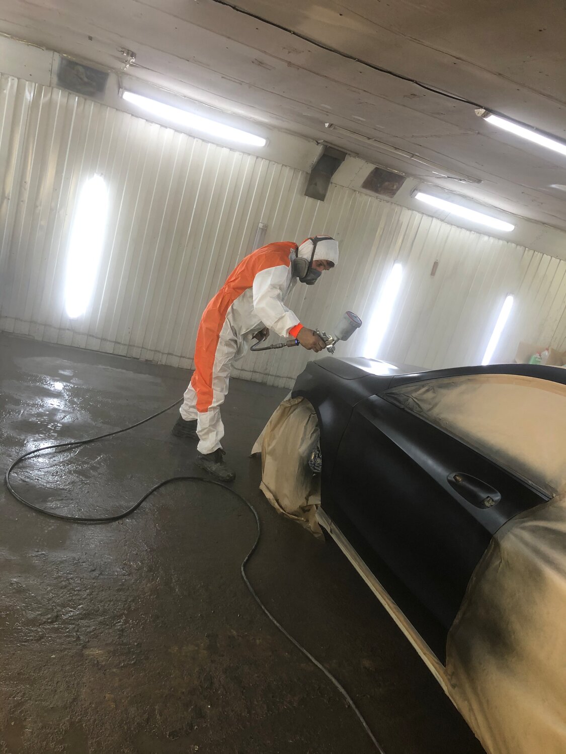 покраска авто, автомаляр подготовщик, покраска автомобиля, покраска, грунтование автомобиля