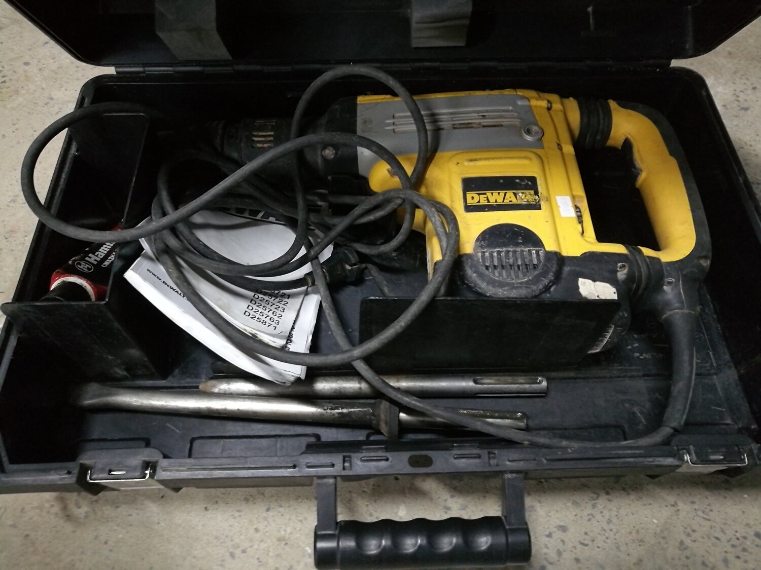 перфоратор dewalt d 25133, перфоратор dewalt d 133 в кейсе, dewalt, перфоратор деволт d25144k, dw563 перфоратор dewalt