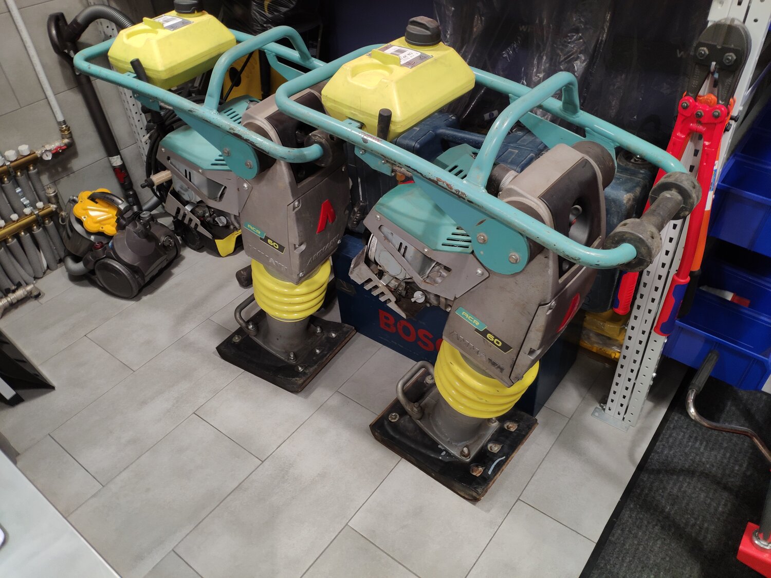 вибротрамбовка ammann aсr 68, рычаг управления газа вибротрамбовка ammann, вибротрамбовка ammann, виброплита, вибротрамбовка ammann acr 68