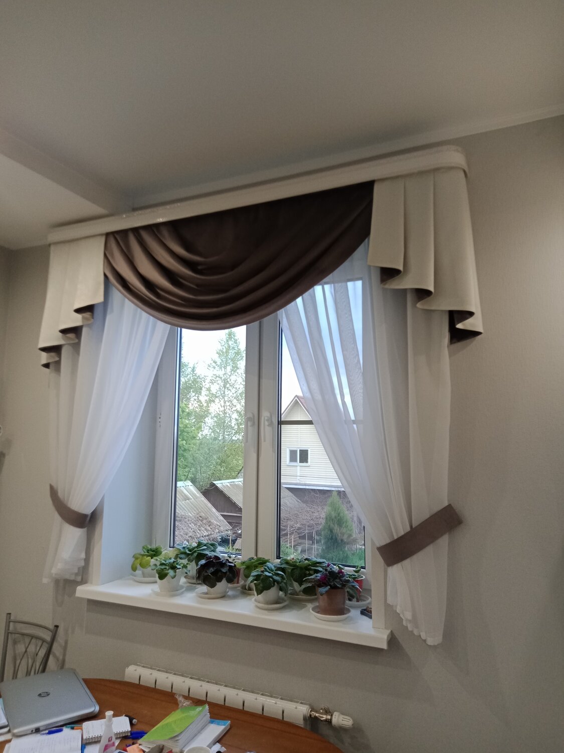 ламбрекен, шторе, шторы реальные, шторы с перекидом, шторы для кухни, окно не по середине