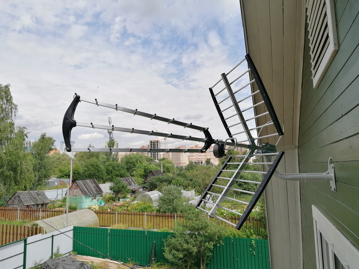 антенна для дачи в подмосковье, монтаж антенны для цифрового телевидения на даче, антенна, наружная антенна на дом, антенны в подмосковье