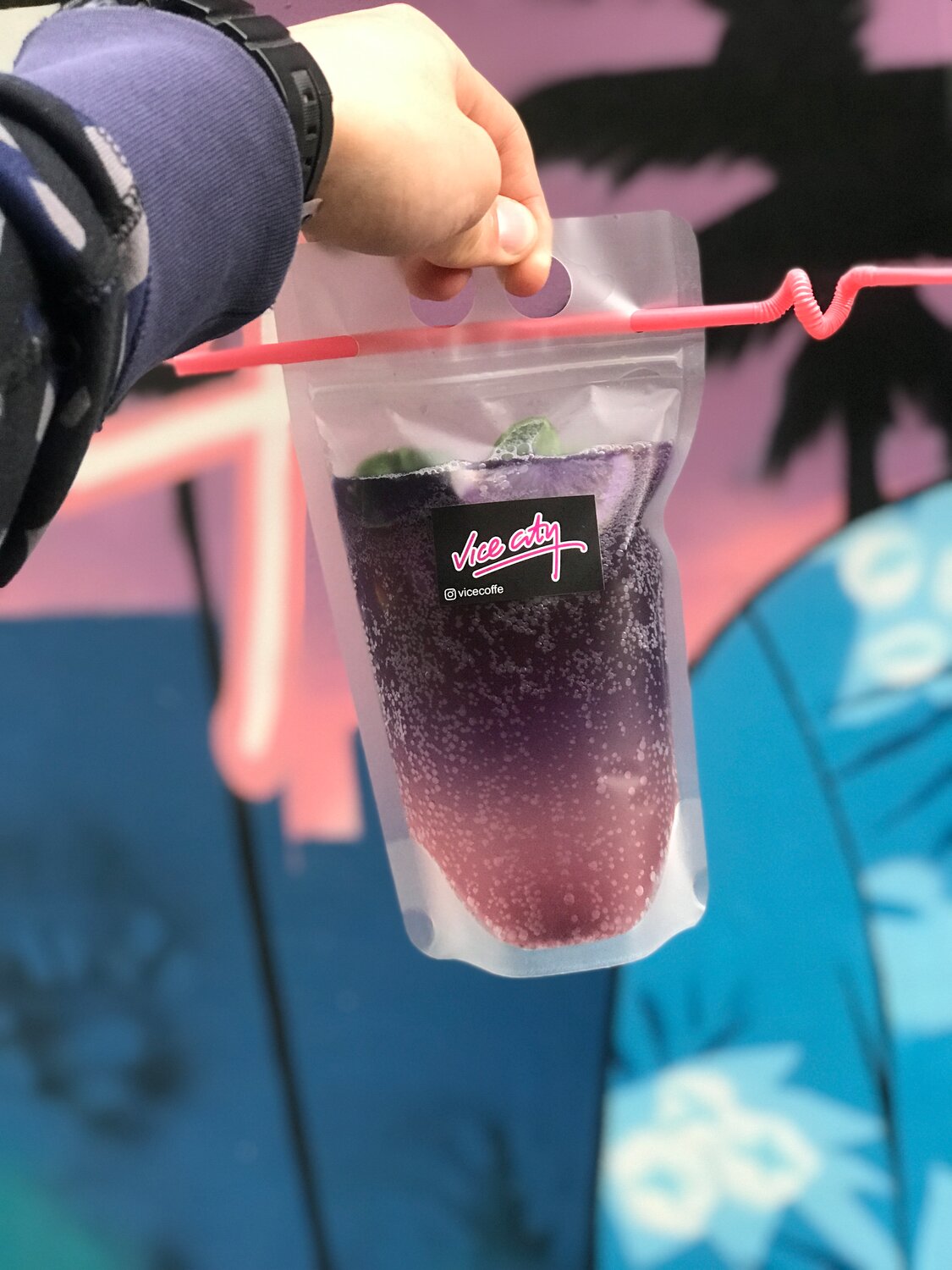 напиток, drink, пакет с трубочкой, пакеты для напитков с трубочкой, фиолетовый коктейль старбакс