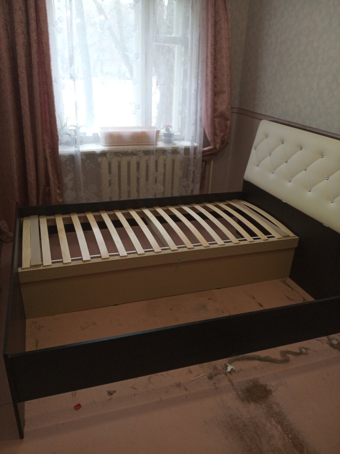 односпальная кровать, кровать с ящиком, кровать двуспальная, кровать полуторка шатура, кровать