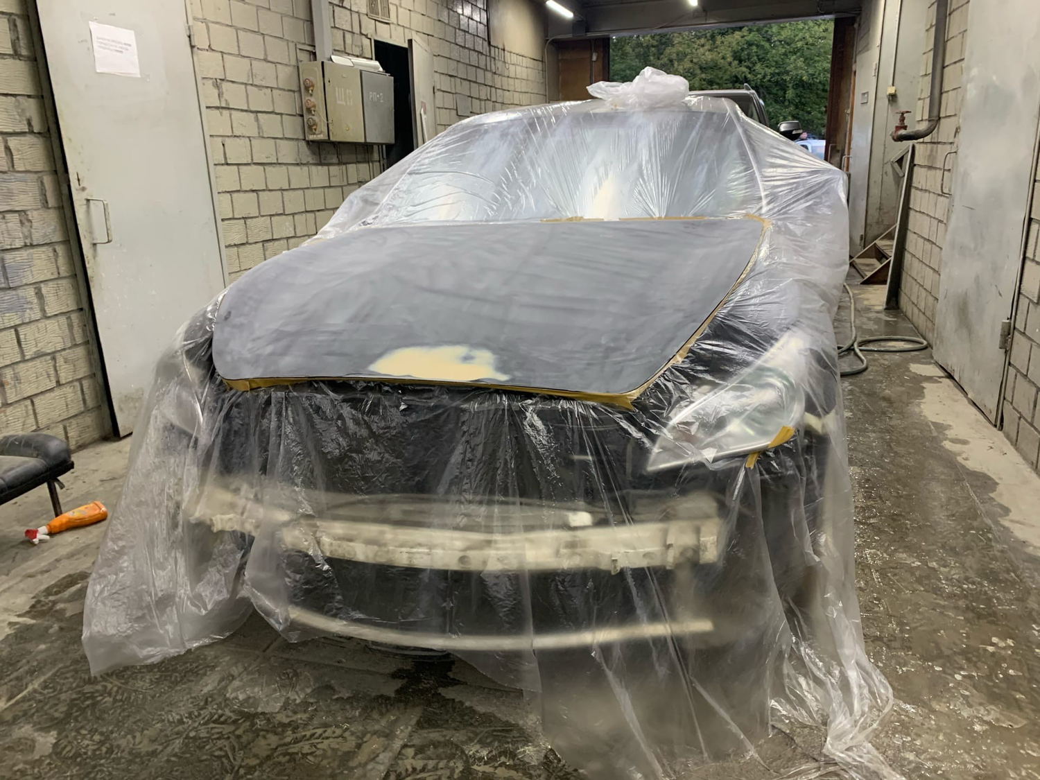 автомобиль, авто, легковой автомобиль, автомобиль покрашенный пакетом, машин
