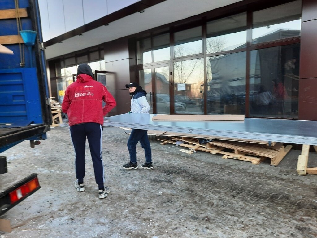 человек, пилорама ц2убс-2, мальчик, волонтеры сосновый бор, точка кандалакша