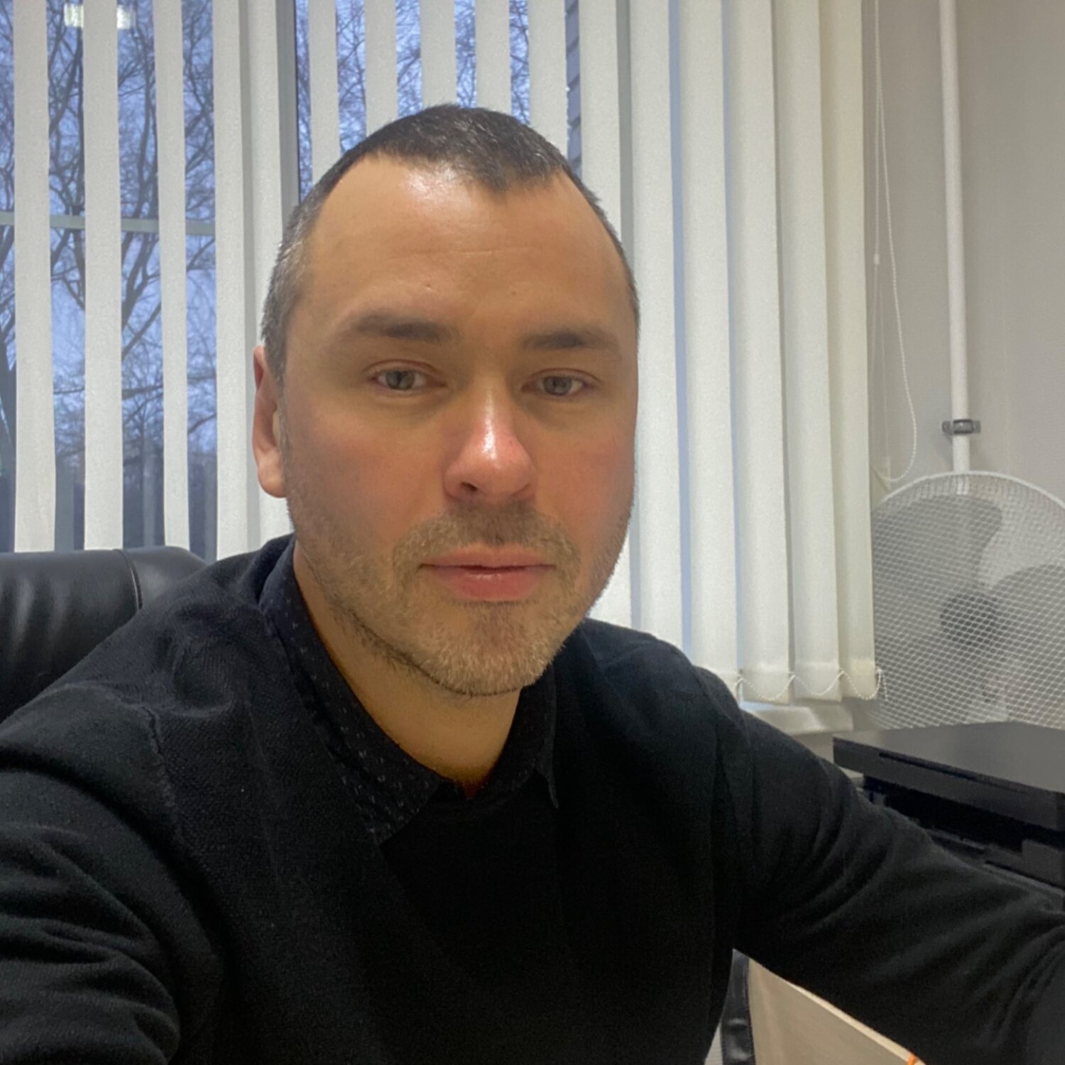 Роман Максаков