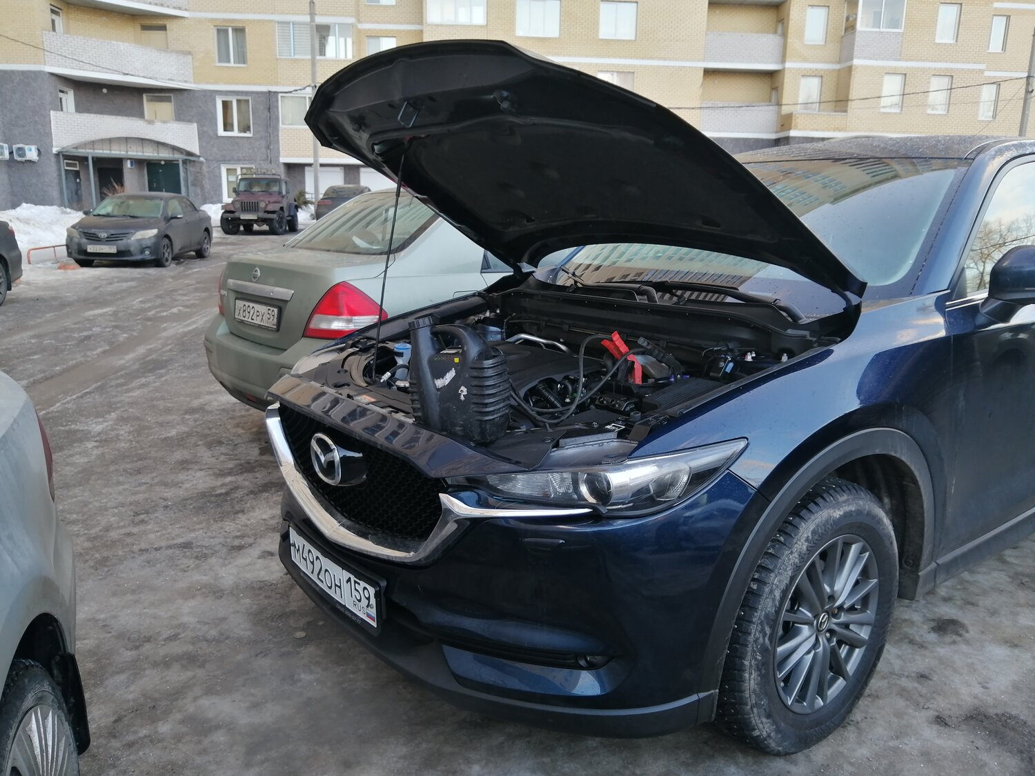 автомобиль, амортизаторы капота nissan qashqai 2014- автоупор uniqas022, авто, упоры капота, toyota rav4 20, машин