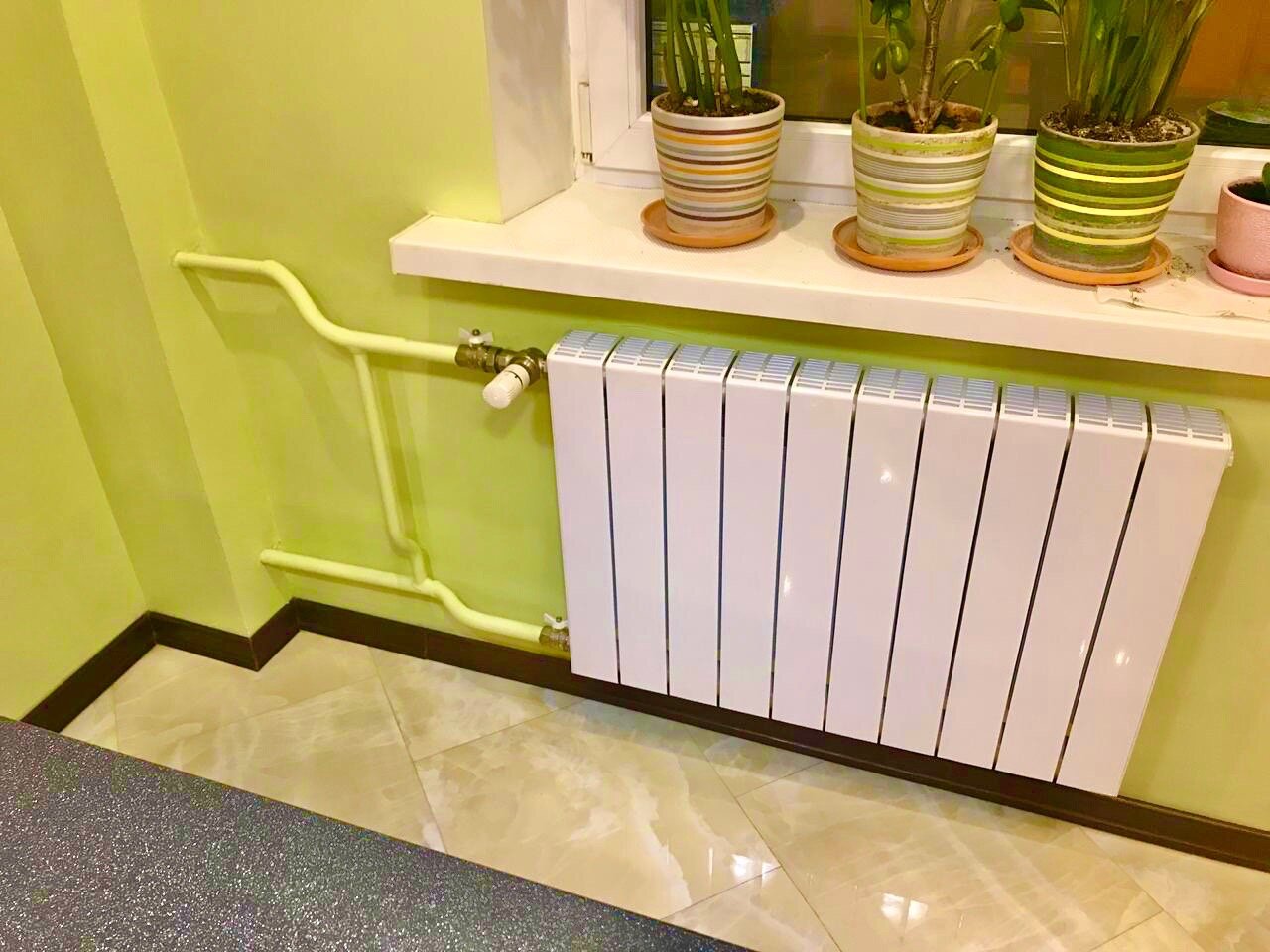 Установка радиатора отопления