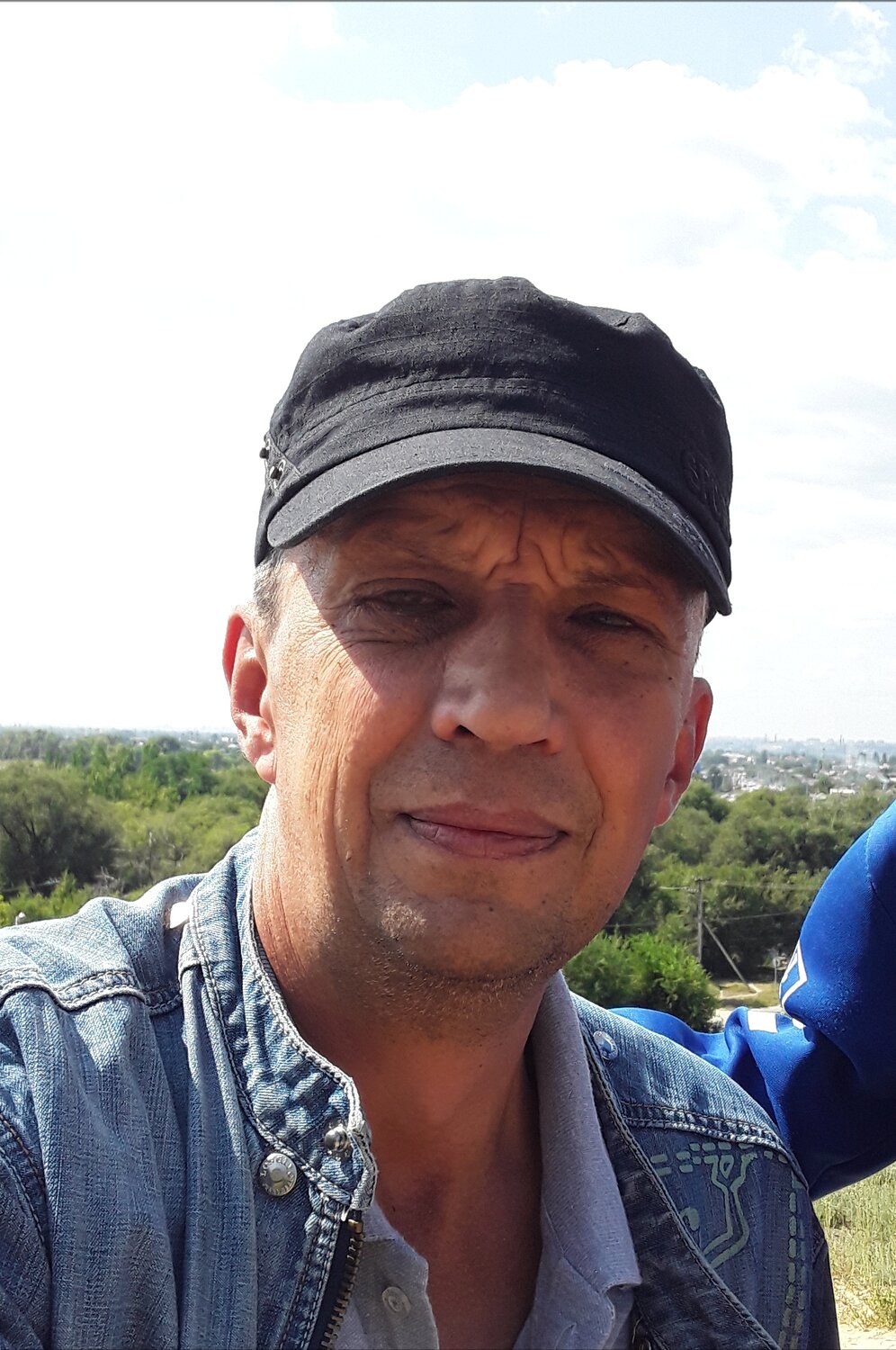 Андрей Макаров
