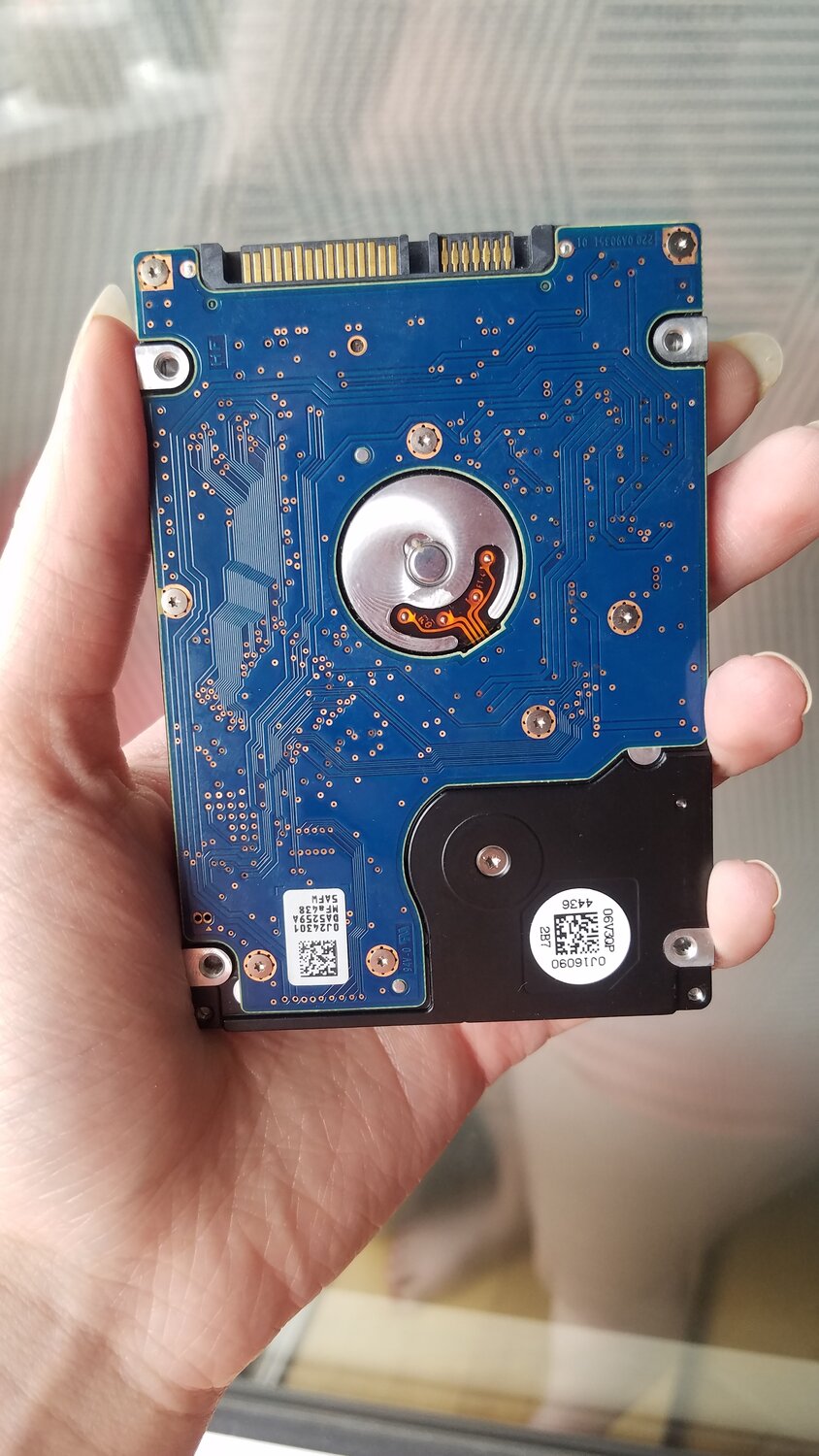 hgst жесткий диск 1 тб для ноутбука, жёсткий диск, жесткий диск hgst hts721010a9e630, жёсткий диск 750 гб, hgst 7k1000