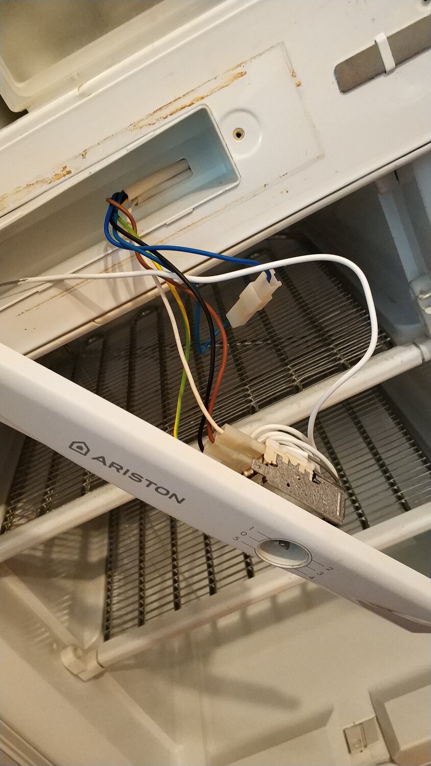 бытовая техника, бытовая техника холодильник, стинол 106 провода, датчик испарителя холодильной камеры bosch kgv 3604, техника