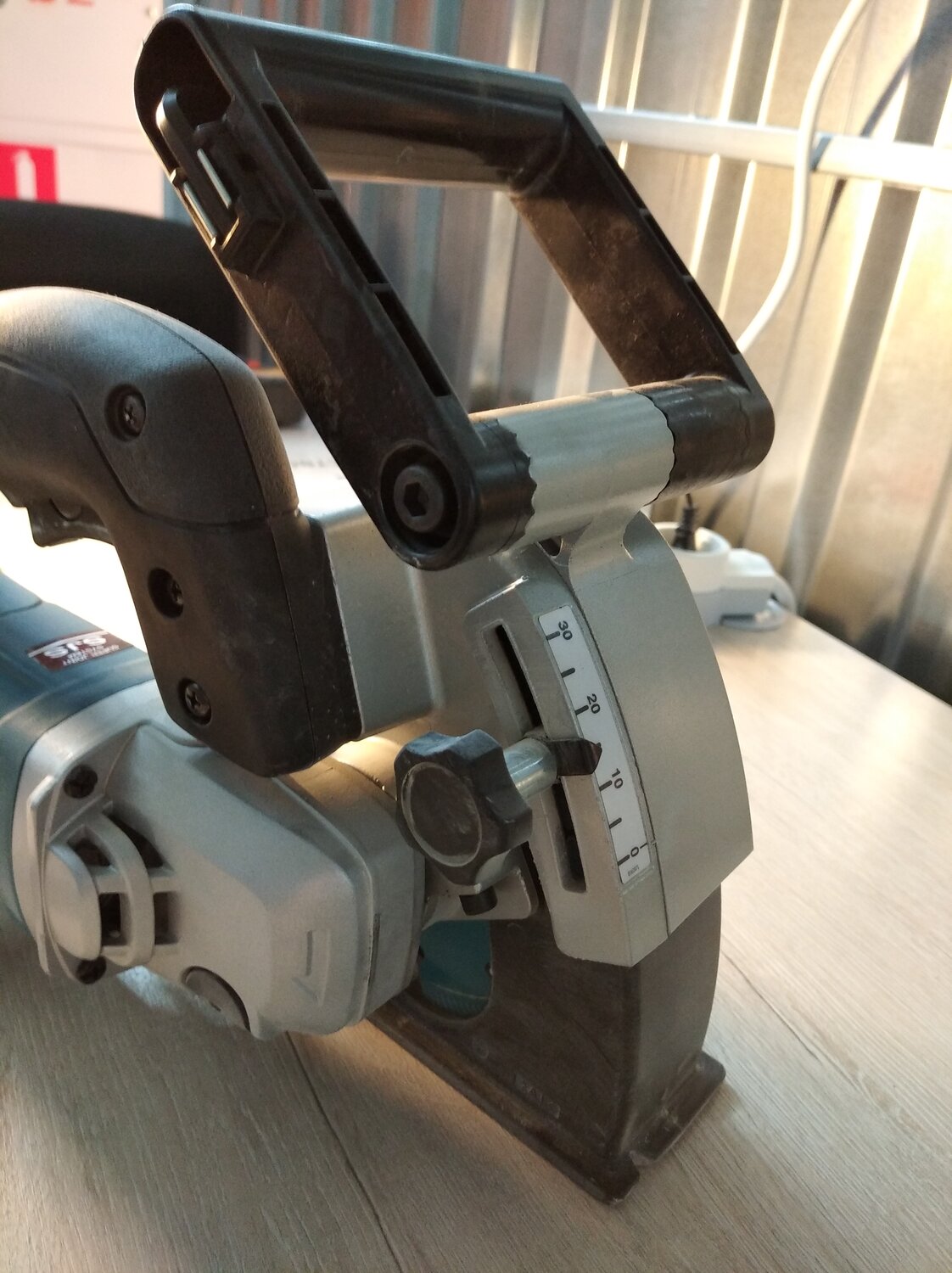 makita sg1250, макита 1251j, makita sg1251j, makita dcs551z, makita bpb180z