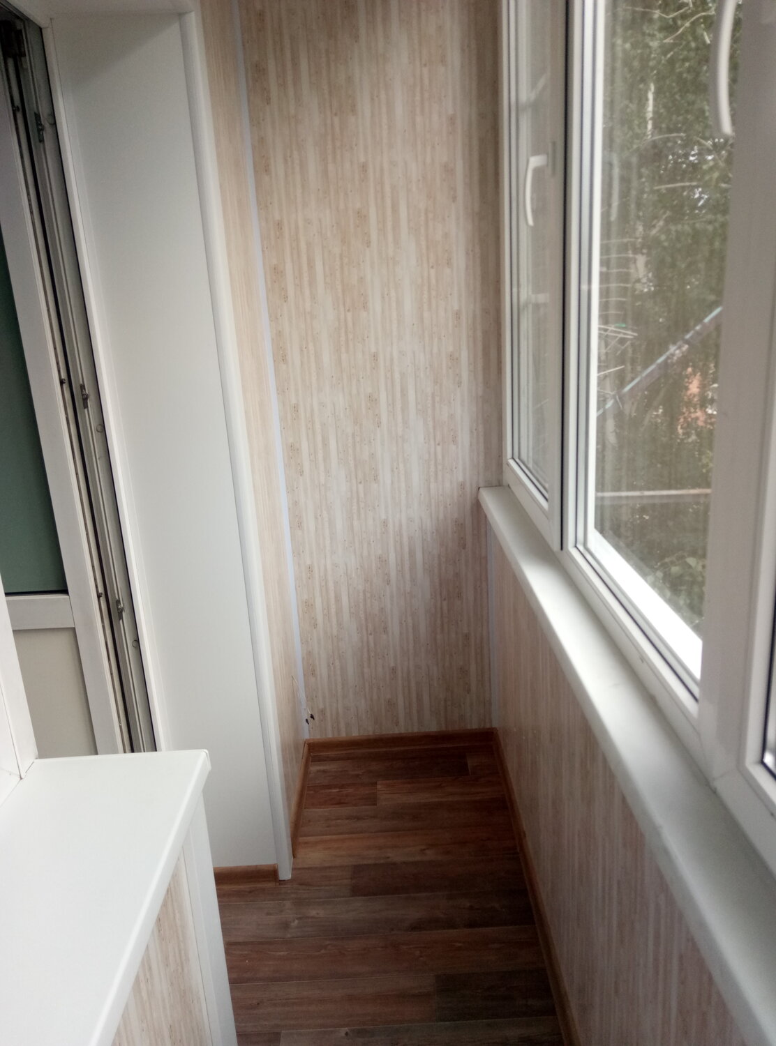 отделка балкона, отделка балкона ламинированными панелями, отделка балкона ламинатом, лоджия, балкон