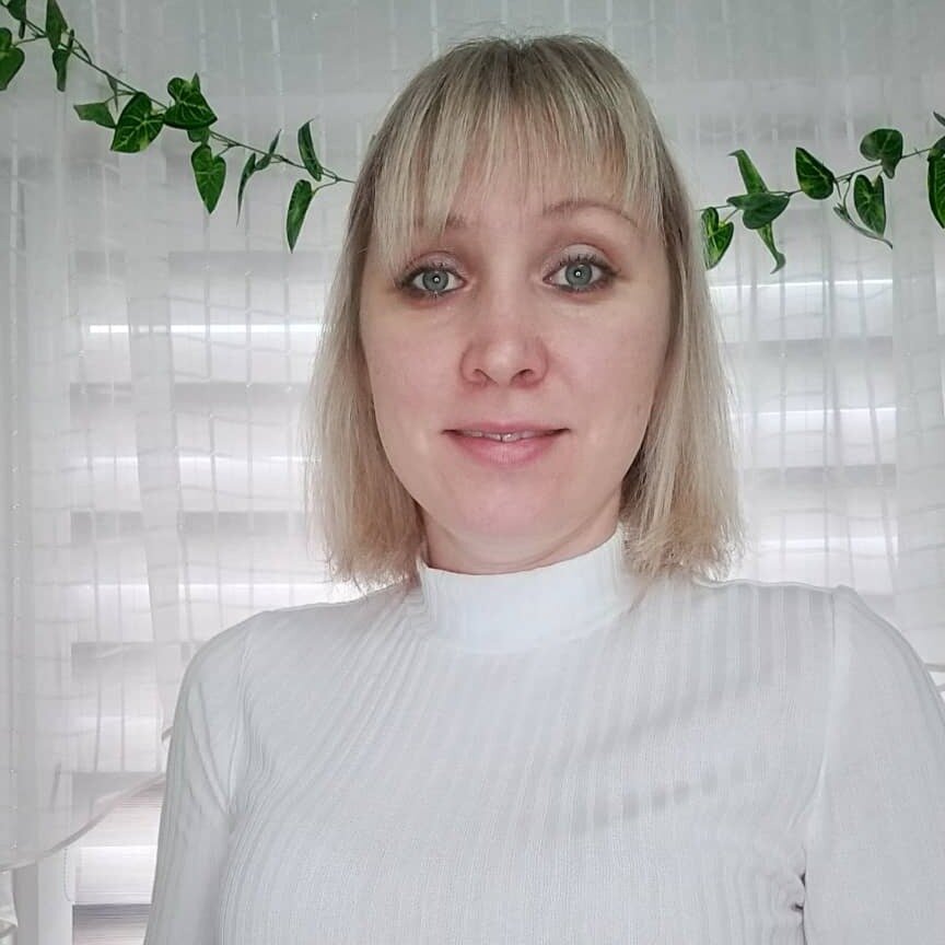 Елена Сулейманова