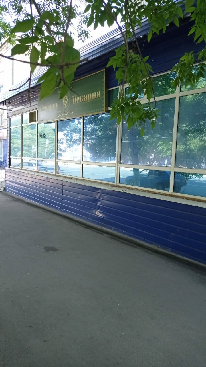 торговое помещение, помещение свободного назначения, остекление, аренда помещения, ленточное остекление ангара