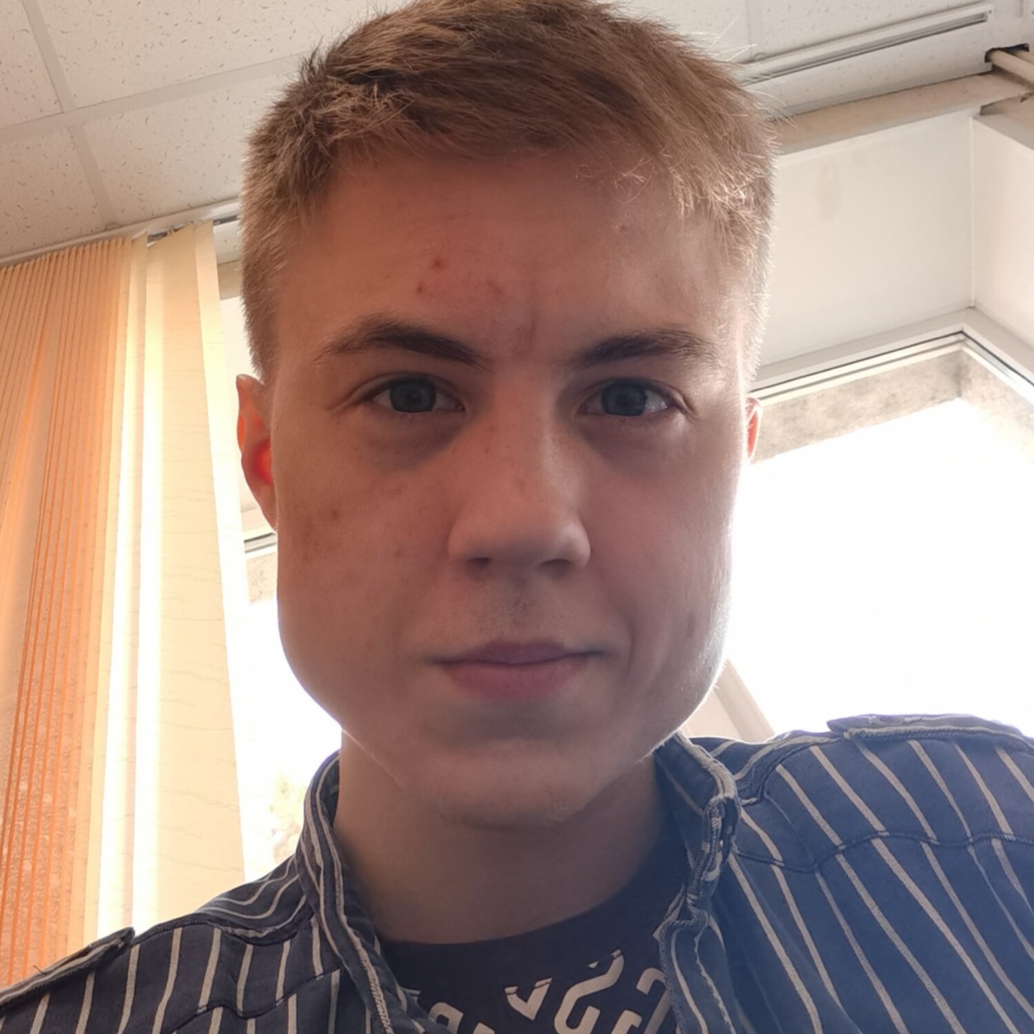 Александр Волков