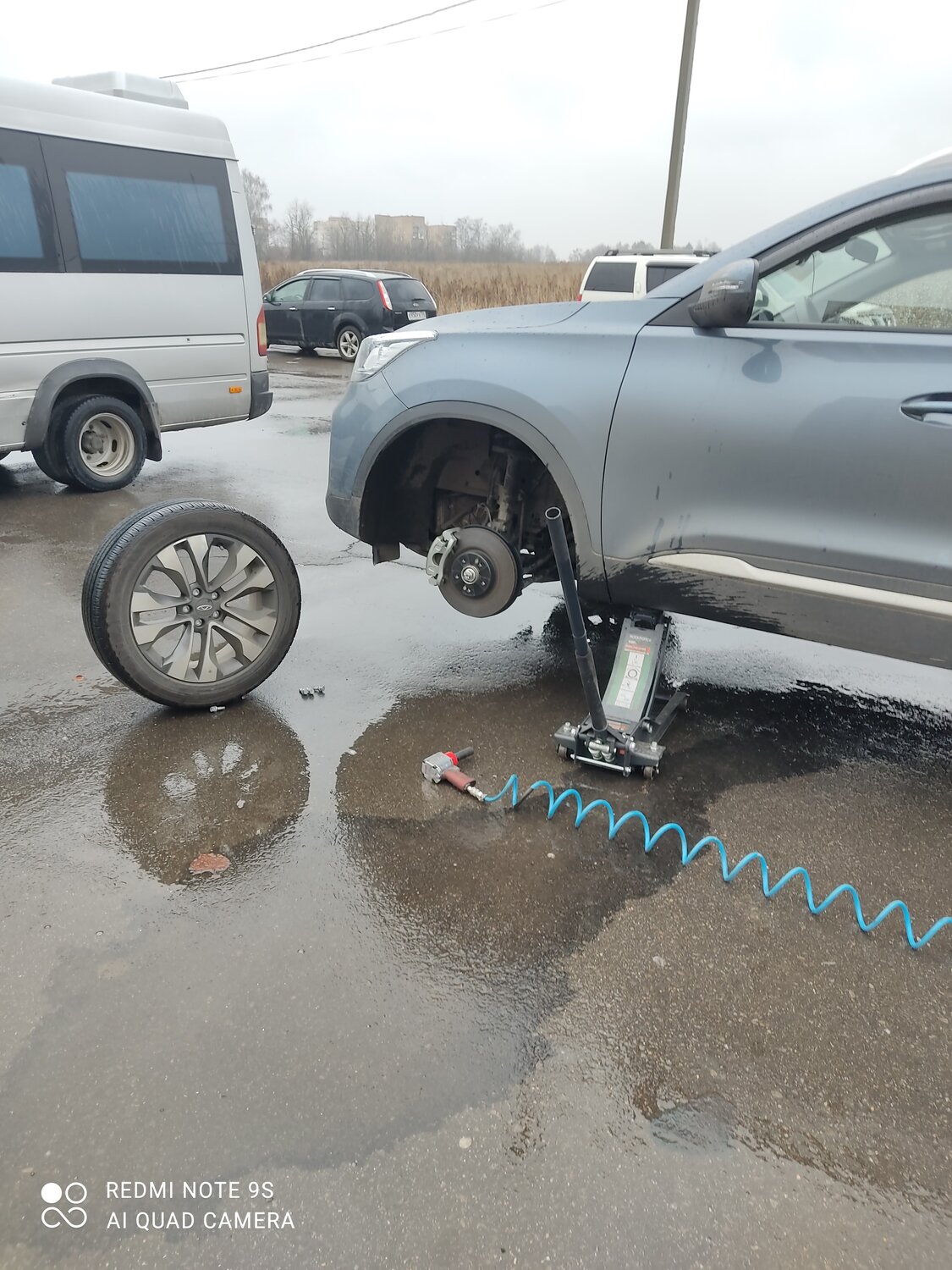 автомобиль, авто, шиномонтажка, шиномонтаж, мицубиси аутлендер