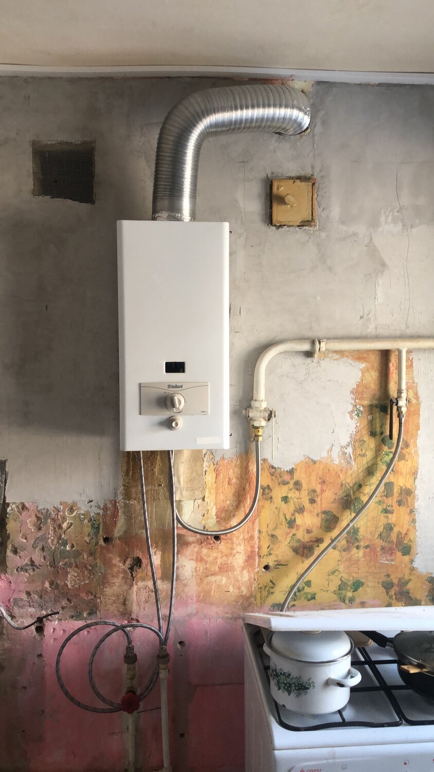 газовая колонка, подсоединение газовой колонки к газовой трубе варианты, подключение газовой колонки, колонка газовая вайлант производитель, установка газовой колонки