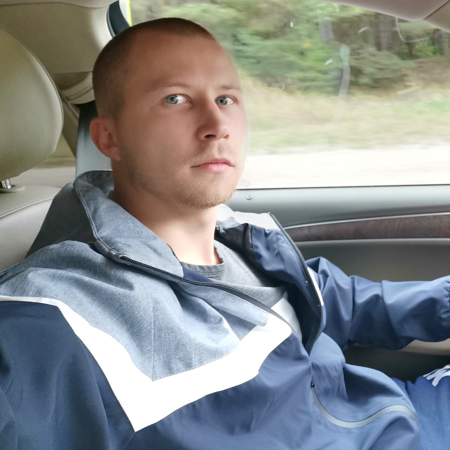 Александр Колесников
