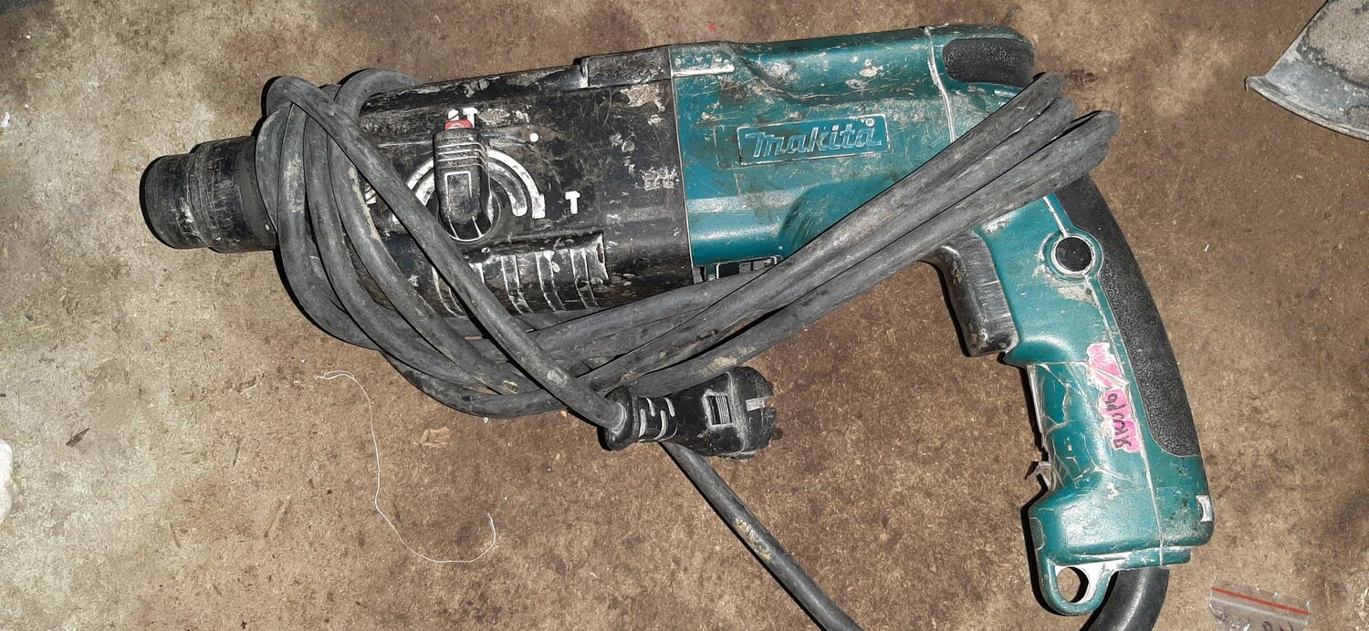 перфоратор makita, перфоратор макита, перфоратор makita hr 2450, перфоратор макита отвертка, перфоратор макита бу
