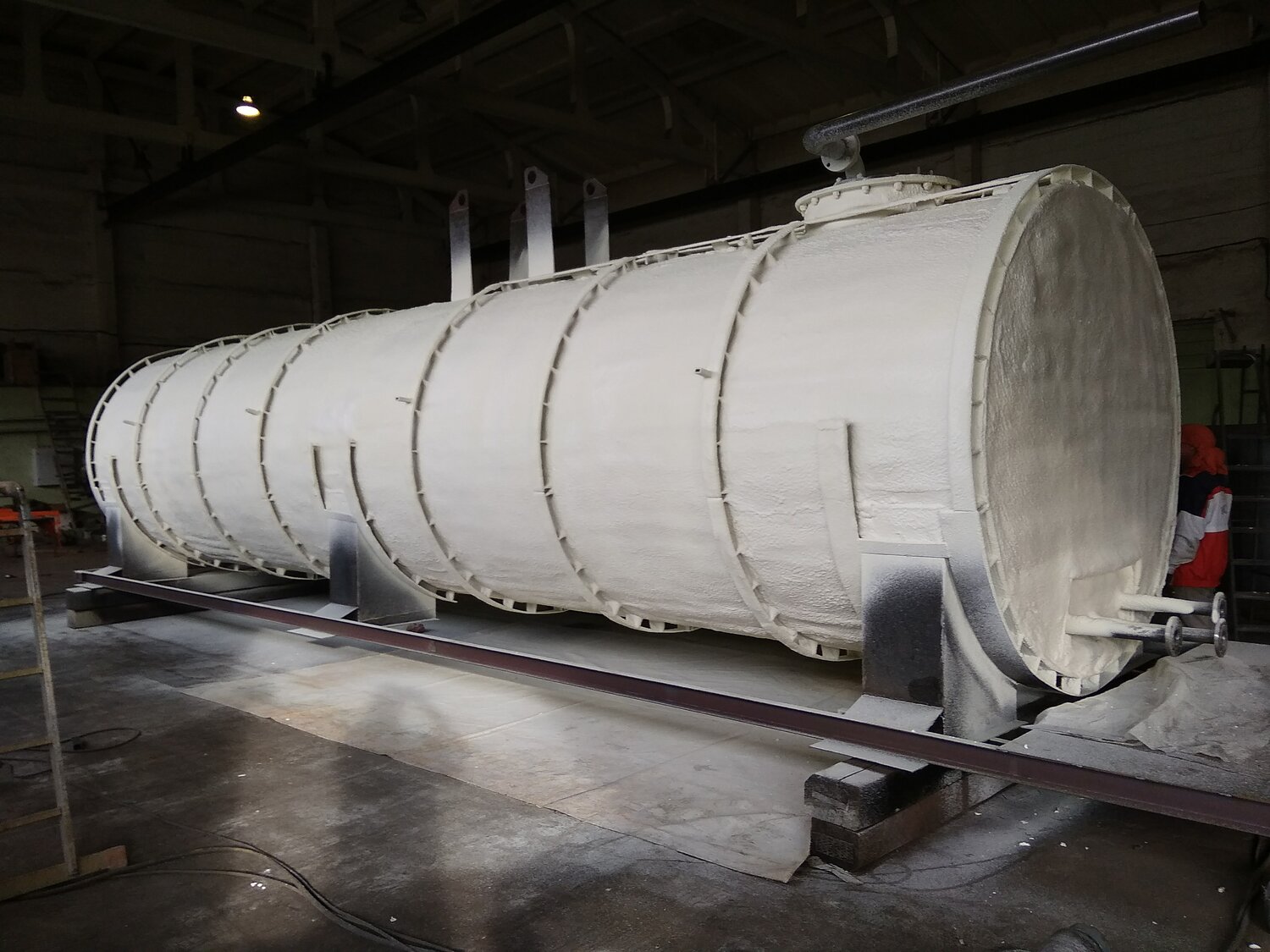 резервуар 100 м3, двустенный резервуар с теплоизоляцией, резервуар, теплосэйв ппу, емкости из термопласта