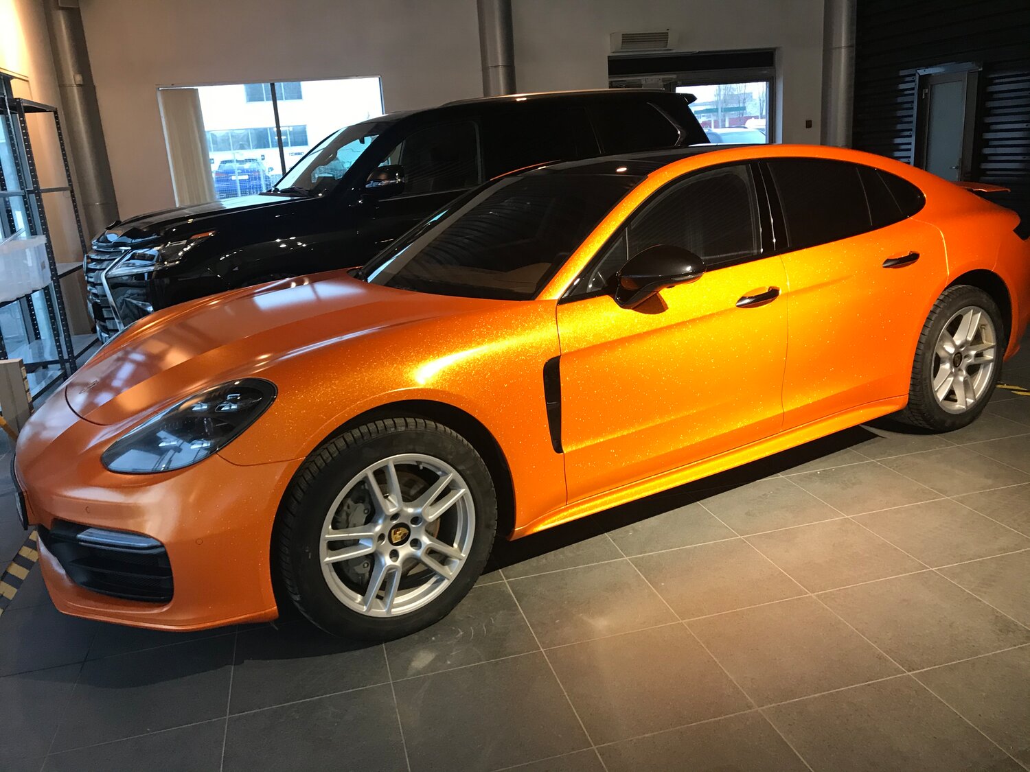 порше панамера оранжевый, оранжевая панамера, porsche 911 997 yellow, porsche 911 gt3 996, Porsche Macan