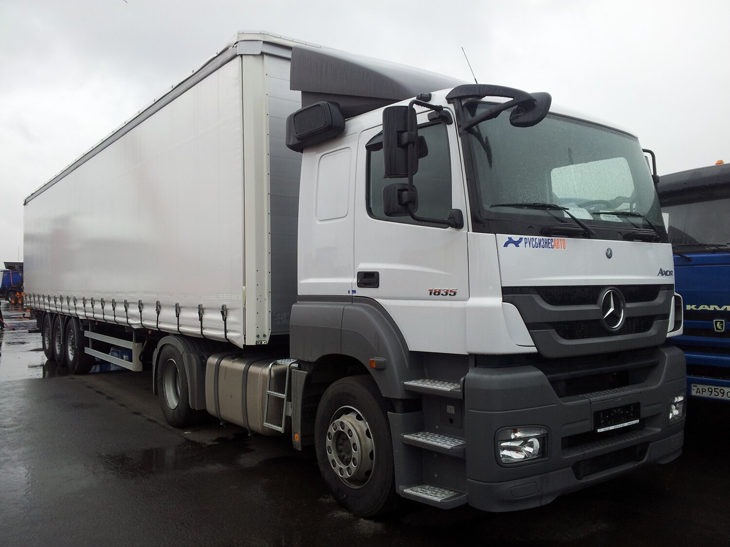 mercedes-benz axor 1835, мерседес актрос 1844 сцепка реф, изотерм фура 20 т, mercedes-benz axor 1843 2011, mercedes-benz axor 2012 года