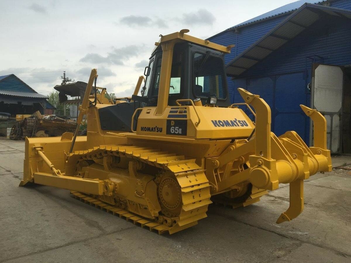 бульдозер комацу д 85, бульдозер - komatsu бульдозер-рыхлитель komatsu d155ax-6 (40 тонн), бульдозер komatsu d65, бульдозер комацу d85p, бульдозер