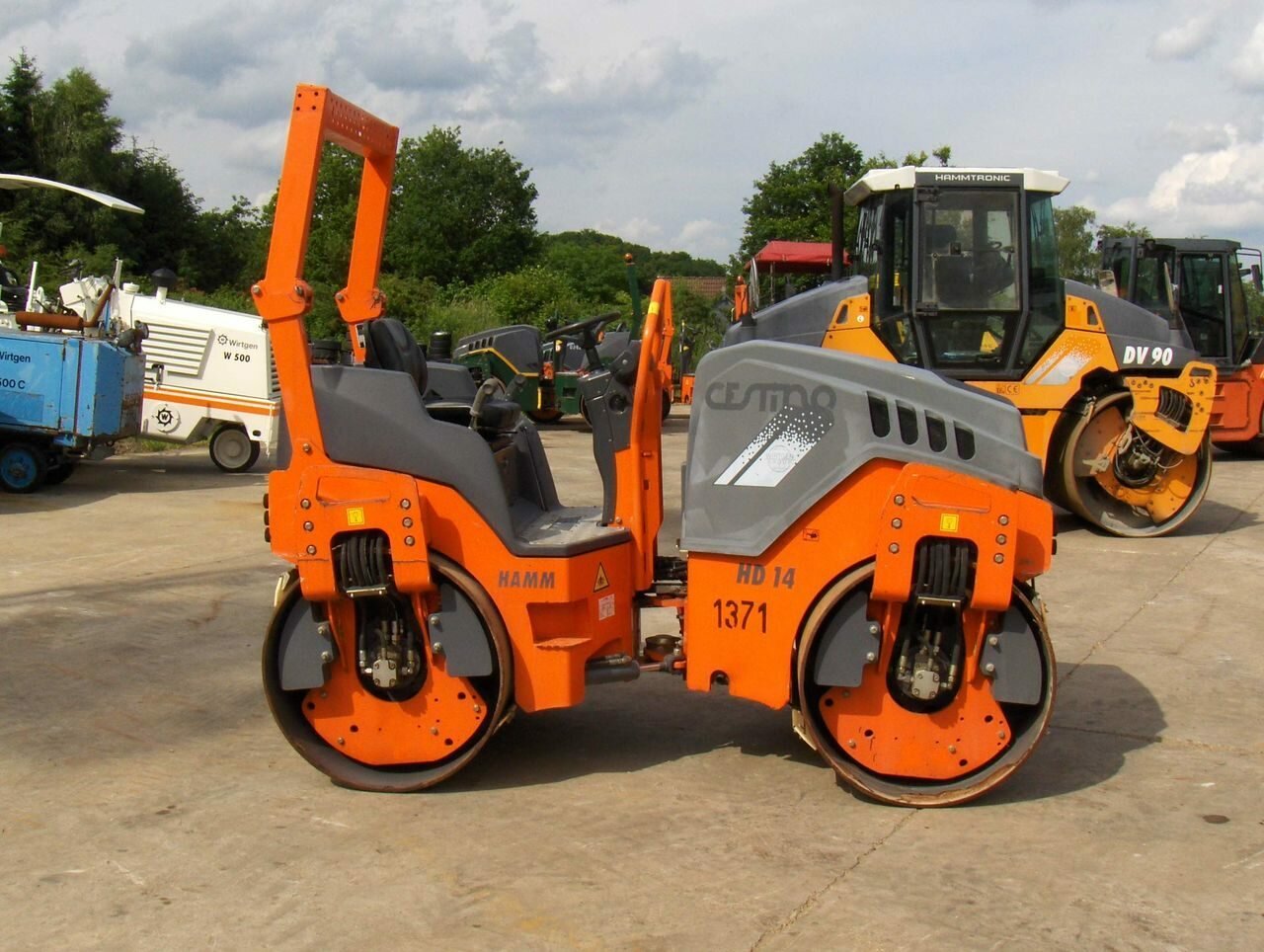 каток hamm 1300, hamm hd14vv, тротуарный каток hamm, тандемный каток hamm hd 14 vt, виброкаток тандемный hamm hd 13 vv