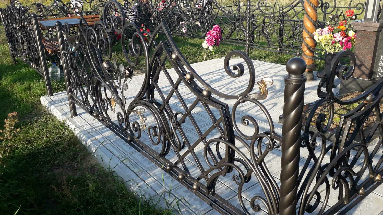 ковка, художественная ковка, кованые могильные ограды, кованые ограды, мусульманская ограда кованная