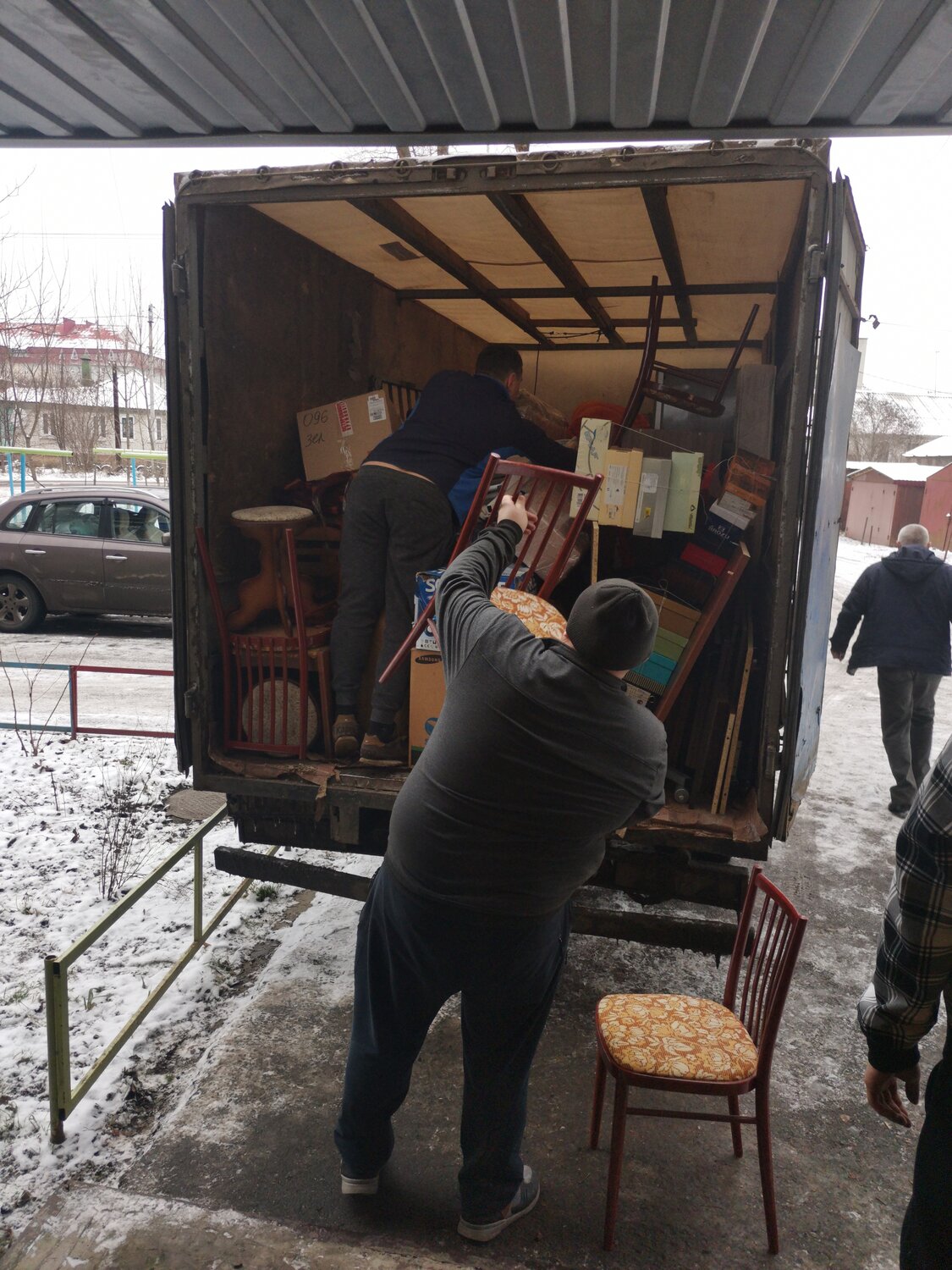 грузчик, грузчики ярославль, грузчики зимой, перевозки грузчики, грузчики краснодар