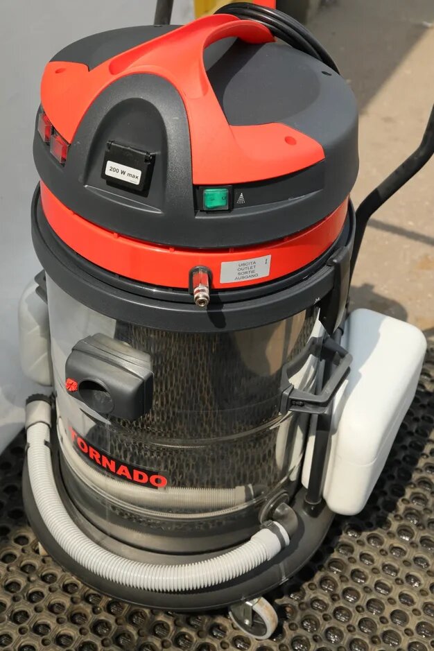soteco tornado 503, пылесос soteco fox, водопылесос soteco tornado 623, soteco tornado 700 inox, моющий пылесос tornado 200 однотурбинный 27 л soteco