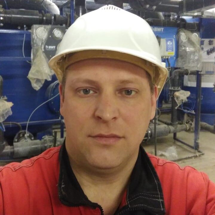Павел Омаров