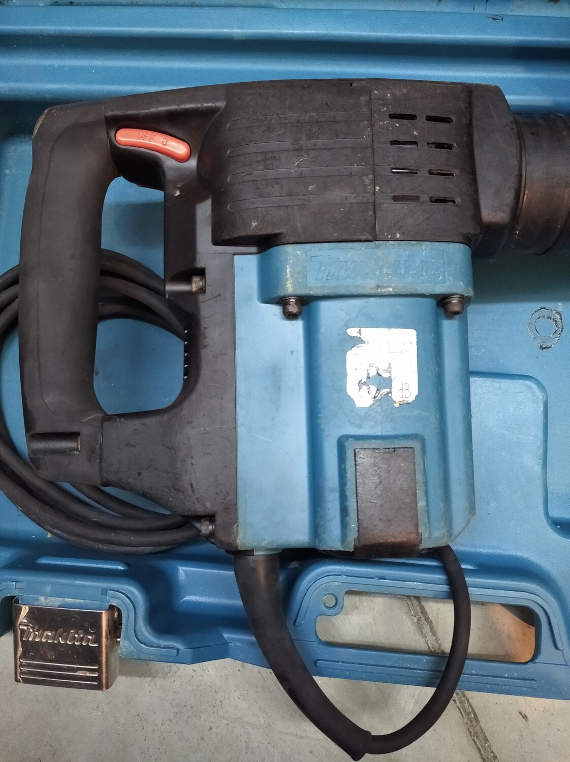 макита отбойный молоток hm1100c, отбойный молоток макита нм 1202с, молоток отбойный makita нr520 1с, отбойный молоток макита нм 1203с деталировка, отбойный молоток makita mh1202c