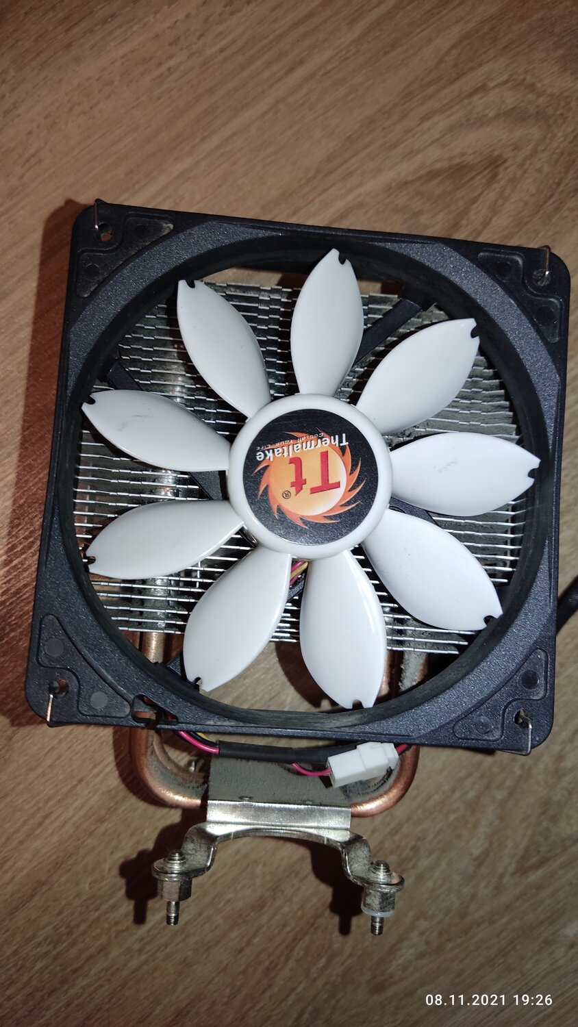 thermaltake clp0537 isgc-100, thermaltake кулер башня, кулер для процессора thermaltake isgc-100, кулер thermaltake, кулер для процессора thermaltake isgc-300