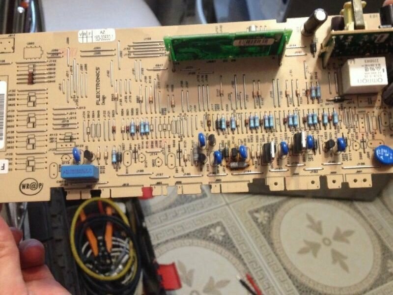 плата управления холодильника аристон, модуль управления холодильника ariston, indesit c00306865, модуль управления для холодильника ariston c00294671, модуль (плата) indesit ariston 267522, плата управления для холодильника (модуль) indesit c00305839