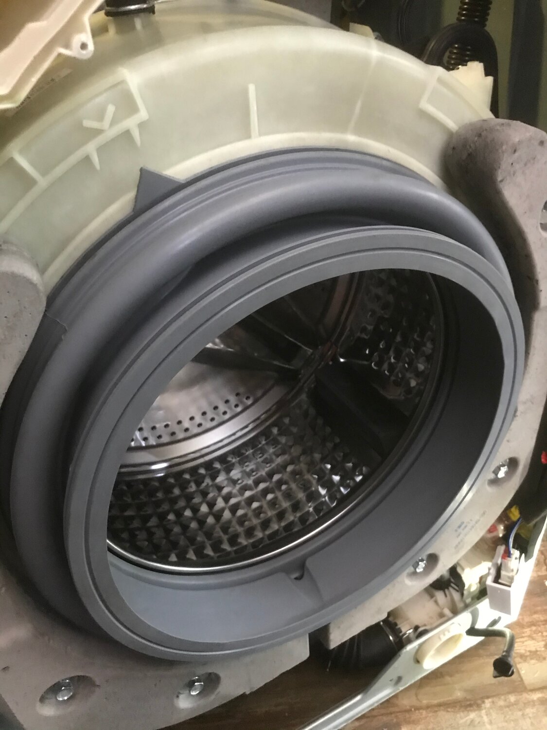 бак стиральной машины samsung wd10164n, разборный бак стиральной машины lg, бак стиральной машины daewoo, бак стиральной машины lg, бак стиральной машины bosch series 6