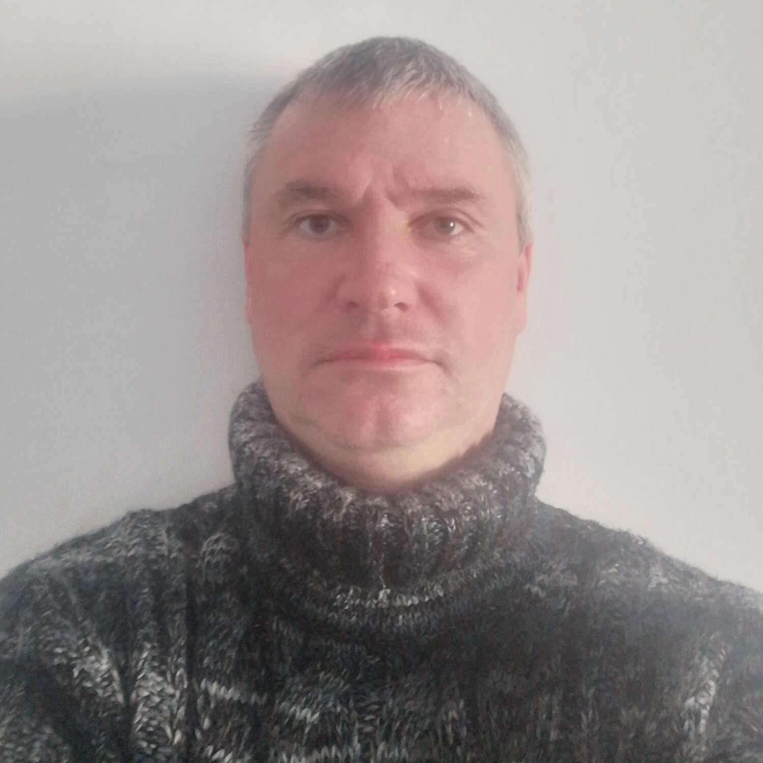 Юрий Иванович Л.