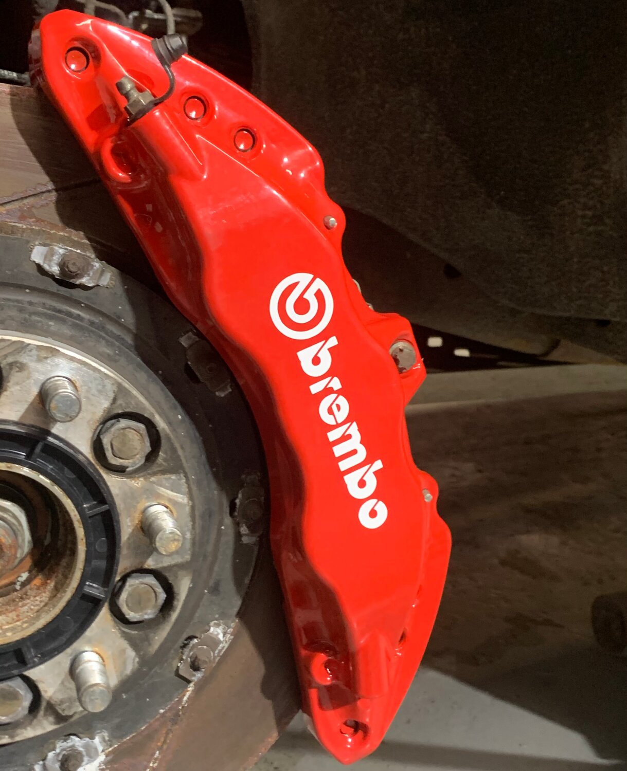 накладки на суппорта брембо, тормозная система brembo на land cruiser 200, накладки на суппорта, тормоза брембо 4х поршневые, накладки на суппорта brembo