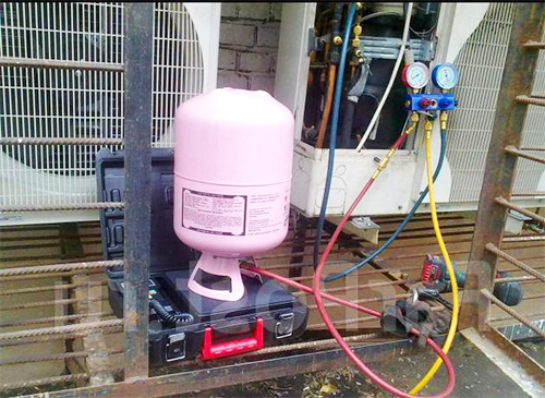 дозаправка кондиционера фреоном r22, заправка фреоном, кондиционер, заправка холодильника фреоном, заправить кондиционер