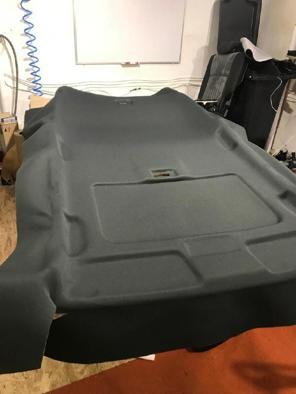 потолок бмв е60, перетяжка потолка subaru forester, обшивка багажника ауди а6 с6, черный потолок ауди а6 с6 седан, задняя полка рено логан 2