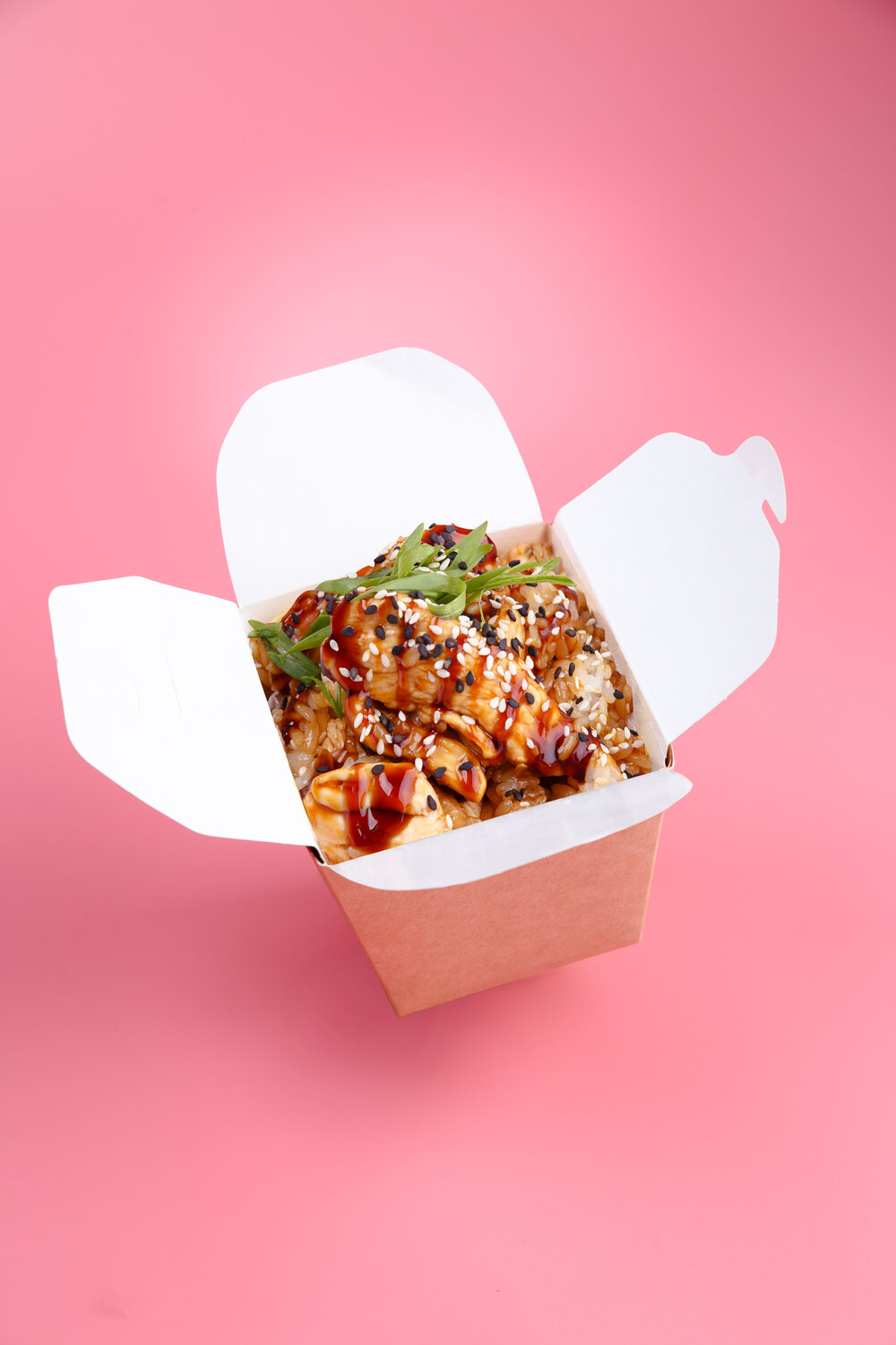 вок соба тяхан, тяхан с курицей в коробочке, тяхан с морепродуктами в коробочке, лапша тяхан, вок в коробочке