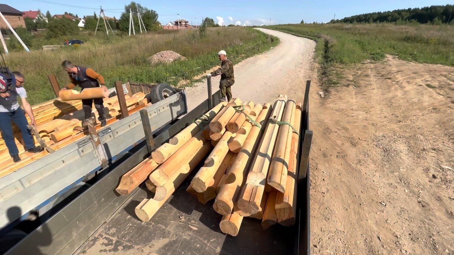 лафет из бревна, бревна, дом из бревна, сруб дома, лафет дом норвежская рубка