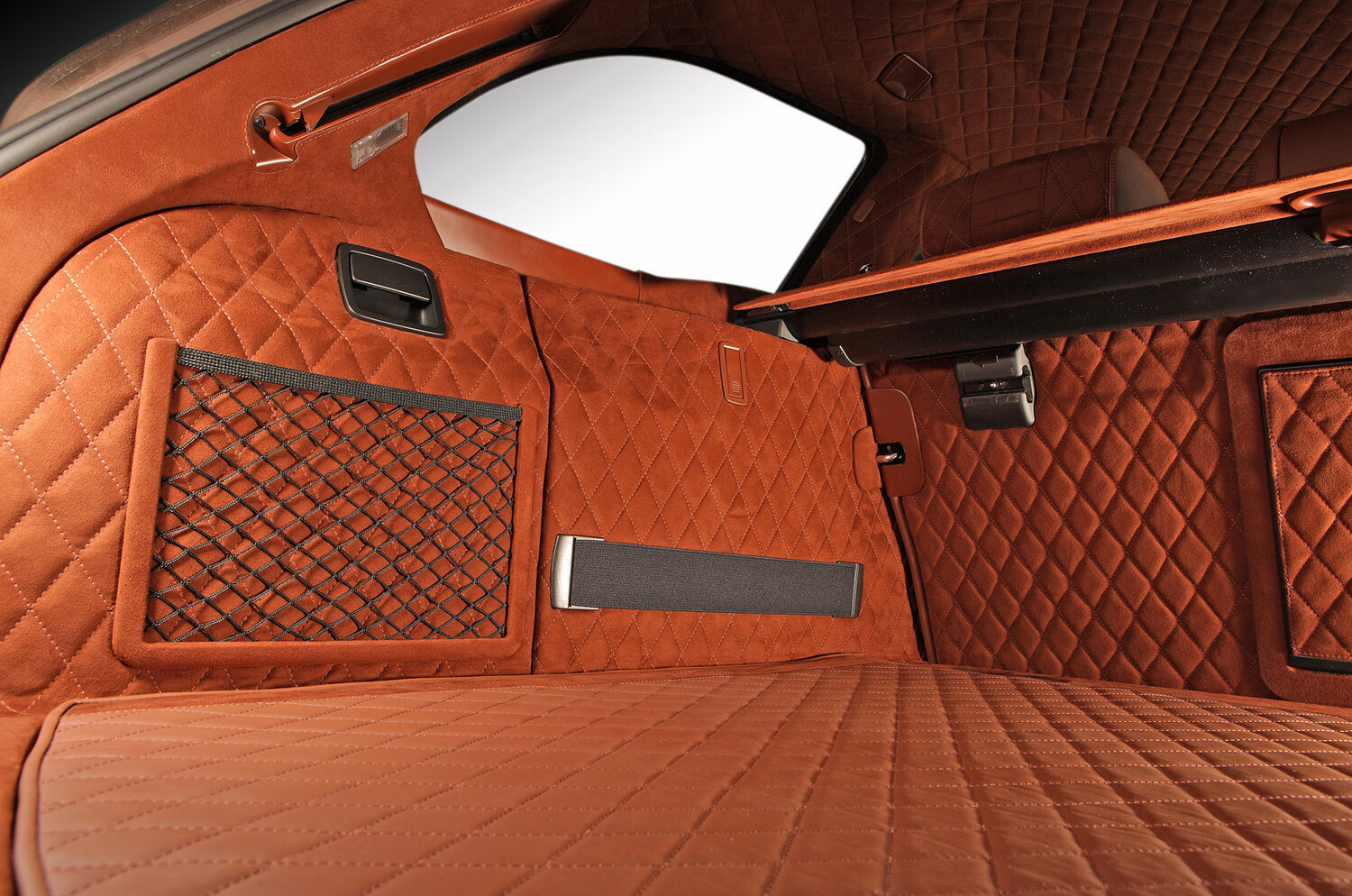 перешивка салона даф 105, материал для обшивки салона автомобиля, обшивка салона автомобиля, материал для обшивки салона, ковер в багажник mercedes s500 maybach