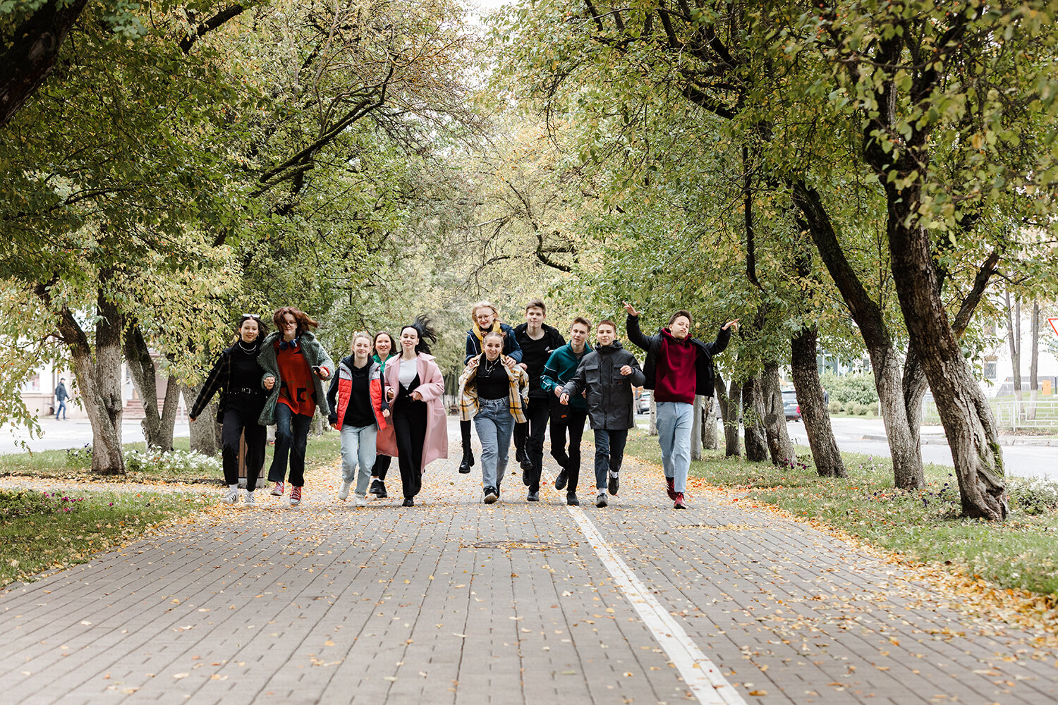 девушка, парк зеленый остров, парк зеленый остров уссурийск, парк, walking с друзьями