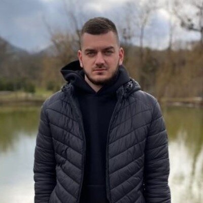 Алексей Серенков